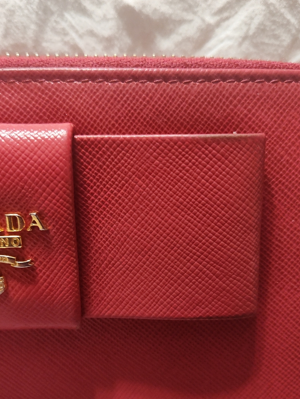 Authentic Prada Pink Saffiano Leather Bow Zip-Around Wallet  Retail $1300 - Picture 6 of 16